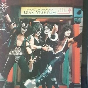 1970s KISS Band Vintage Hollywood KISS Alive Gene Simmons Ace Frehley
